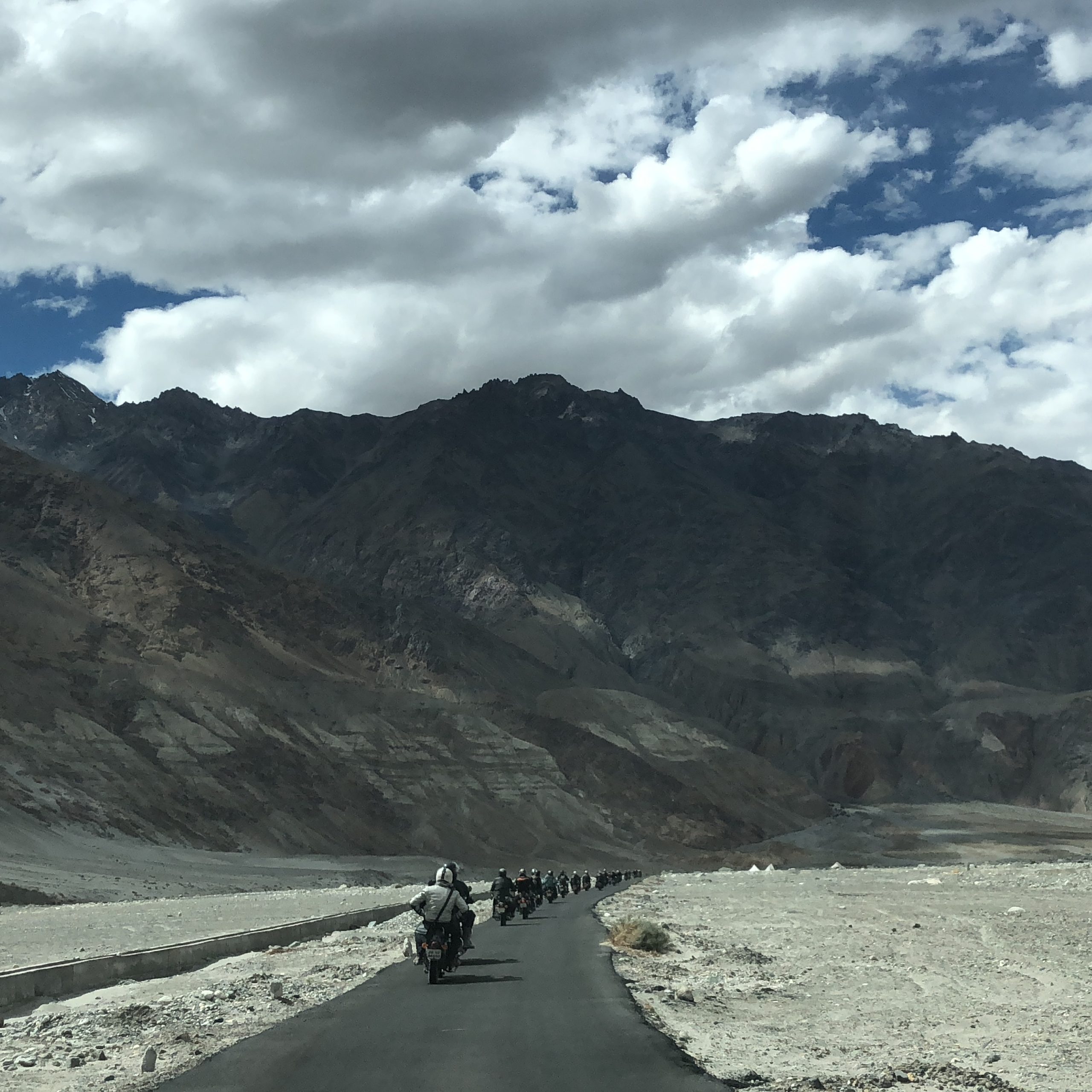 leh ladakh bike tour by team soulmovers